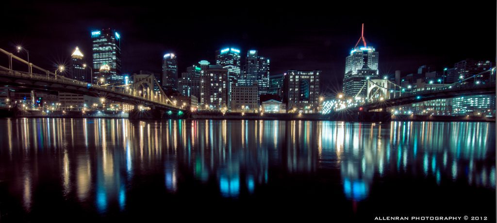 Pittsburgh skyline at night
